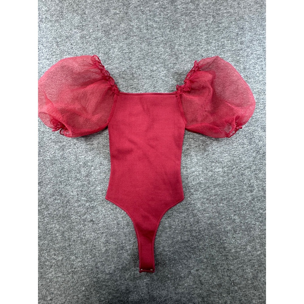 ASTR The Label Wine Red Organza Puff Sleeve Ribbed Bodysuit XS NEW‎